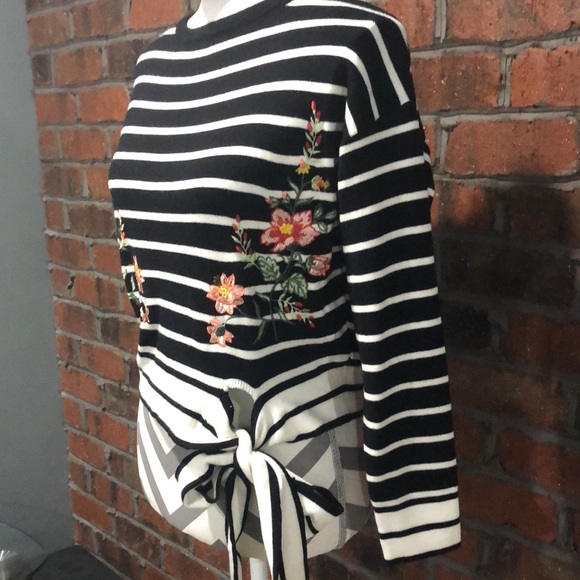 J.O.A. Stripped sweater. Size Small. NWOT. - Picture 2 of 7